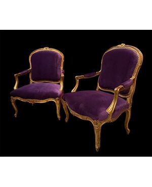 Coppia di poltrone dorate