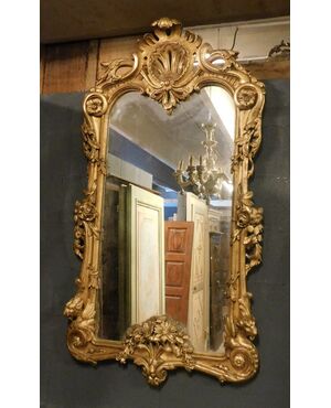 SPECC218 - Carved and gilded wooden mirror, late 18th century, dimensions cm W 80 x H 146