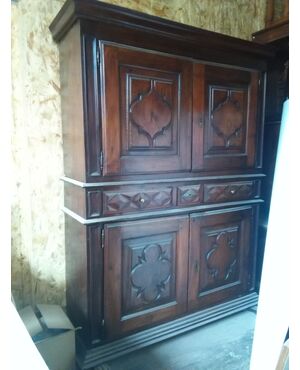 Credenza doppio corpo epoca 600