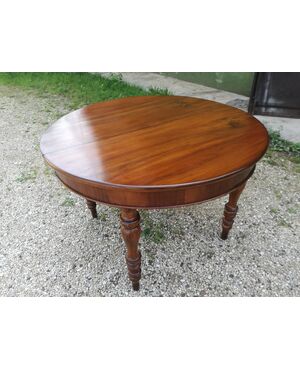 TAVOLO ALLUNGABILE IN NOCE 800