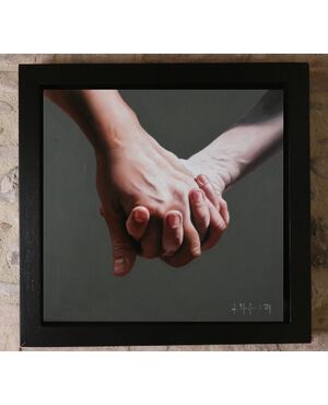 Contemporary art, oil on canvas "Hold me" by Filippo Manfroni borders on hyperrealism.
