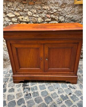 Credenza / servate