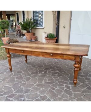 Tavolo in Noce del 1800 con Coperchio in Due Assi