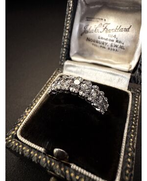 Anello  con  Diamanti