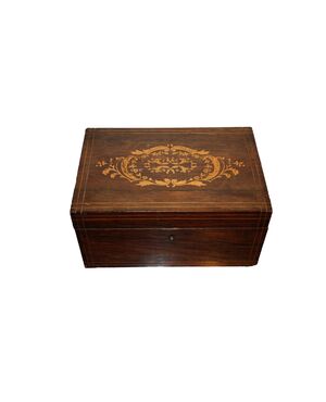 Scatola in palissandro intarsiata stile Carlo X del 1800 francese