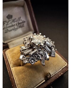 Anello  con  Diamanti  3 ct.