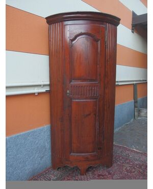 ANGOLIERA A UNA PORTA RUSTICA EPOCA FINE 700 cm L90 x P lato 59 x H190
