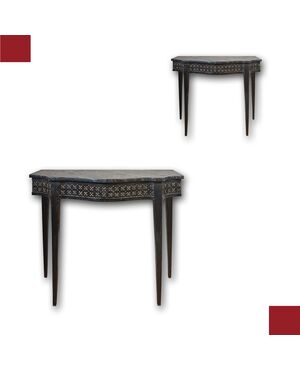 PAIR OF NEOCLASSICAL STYLE CONSOLES, LATE 19TH CENTURY