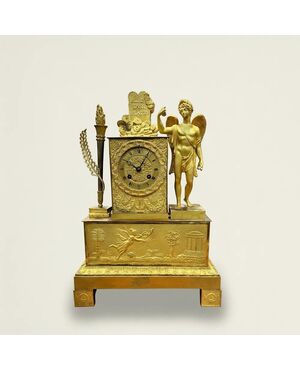 
Orologio Impero da tavolo in bronzo dorato