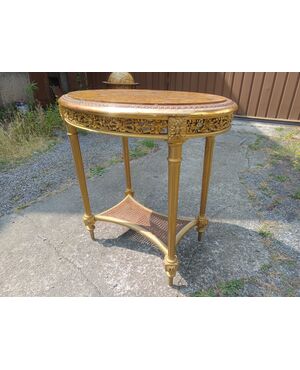 Tavolo da salotto dorato