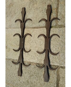 Pair of Lombard "pelagatti", 16th century