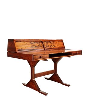 '530' Desk by Gianfranco Frattini for Bernini