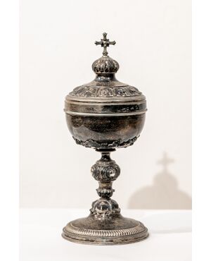 Pisside in argento XIX secolo