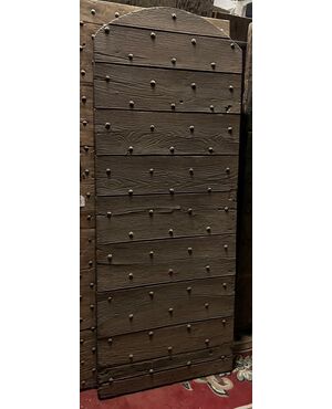 PTCR518 - Studded door in chestnut, 1800s, dimensions cm W 76 x H 191