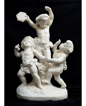 Scultura antica in marmo bianco statuario raffigurante la festa degli amorini firmata" Clodion 1738-1814" Francia inizio XIX secolo.