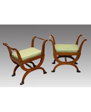 Pair of antique Directoire stools in mahogany feather. Naples early 19th century.