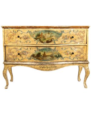 Comò in legno laccato e dipinto in policromia a paesaggi, Marche, XVIII secolo