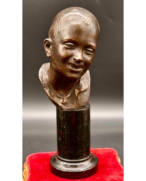 Bronze bust of a young man – Signed T. Campajola, Italy, early 20th century