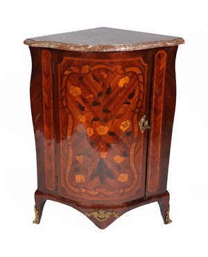 Corner cabinet with floral inlays in rosewood, violet wood and rosewood, Mathieu Criard, France, 18th century