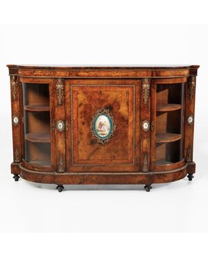 Servante in radica con placche in porcellana, Inghilterra, fine XIX secolo