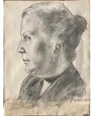 Profilo di anziana signora.