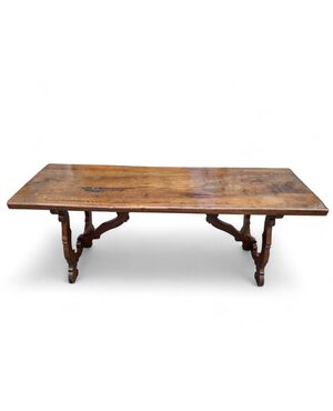 Tavolo a fratina in legno di noce