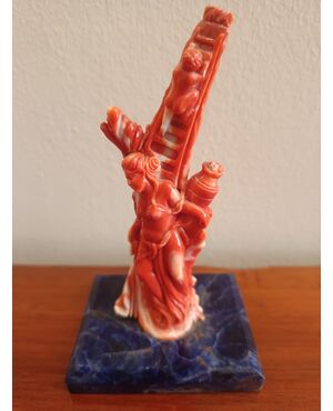 Scultura in corallo rosso mediterraneo