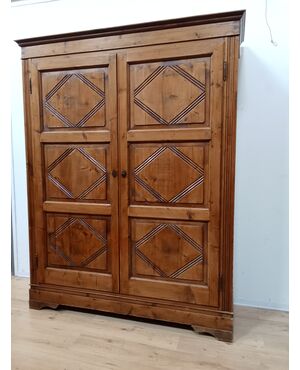 Rustic fir wardrobe - mid-19th century - cabinet dresser - poor art - wardrobe