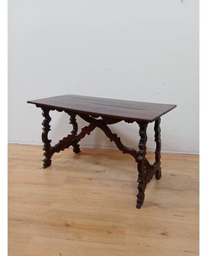 Walnut refectory table - antique desk - 18th century / 1700s