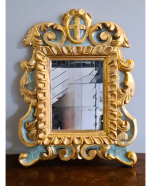 19th-century triptych in gilded and green lacquered wood