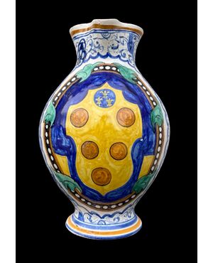 Boccale versatoio in maiolica con decoro stile Montelupo.Manifattura Cantagalli.Firenze.