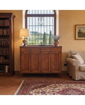 Credenza veneta dell’800 in noce