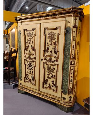 Armadio-stipo Laccato Arte Povera, Marche, '700