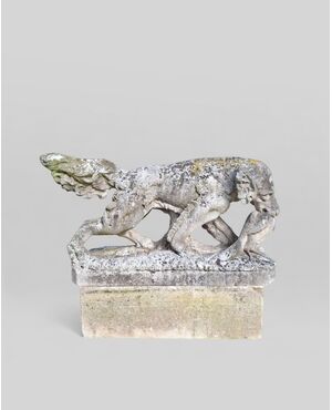 Vicenza stone sculpture depicting a dog