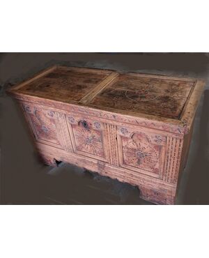 Cassapanca val sarentino