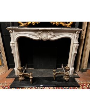 CHM902 - Carrara white marble fireplace, 19th century, dimensions cm W 160 x H 108 x D 40