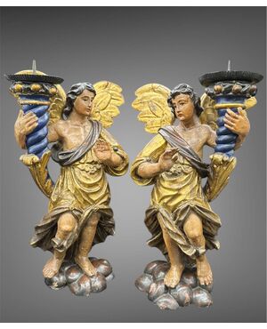 Coppia di Angeli Portacandele in Legno Policromo – XVII secolo