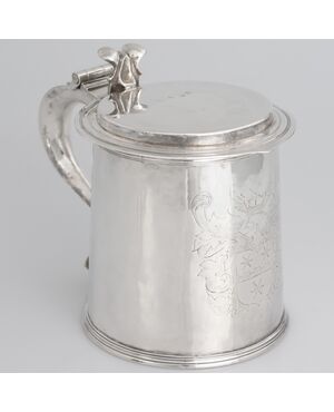Charles II sterling silver tankard, silversmith TL, London, 1674