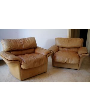 Pair of leather armchairs, 70s     