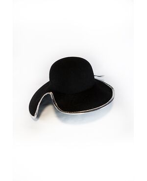 “Charles Jourdan” – Paris – Made in France – cappello in feltro nero bordo argento