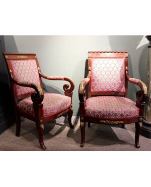 Pair of walnut chairs, France, 1820-1830     