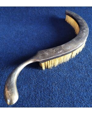 Large curved table brush in engraved nickel silver - Austria 19th century     