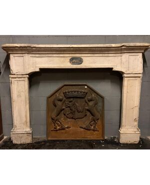 chp343 - &quot;Calacatta&quot; stone fireplace, meas. cm l 182 xh 126 x d. 23     