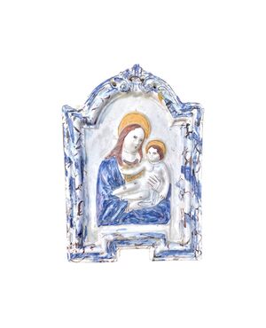 Devotional majolica panel depicting the Madonna of the rosary with the Child Jesus, Emilia Romagna (Imola or Faenza).     
