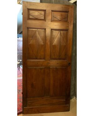 pti700 - carved walnut door, 18th century, measuring cm l 100 xh 220     