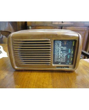 Small antique radio brand Minerva - 50/60 years to revise - very beautiful     