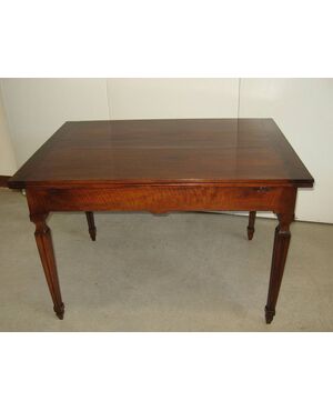 Antique table in solid walnut L.XVI late 1700s early 1800s