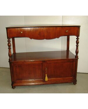 Antique sideboard in solid fir. Period late 1800s / early 1900s     