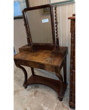 Dressing table in mahogany and Biedermaier mahogany feather     