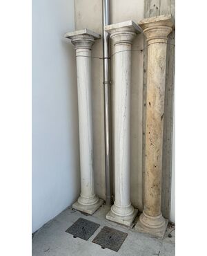 Coppia colonne in marmo bianco di Carrara
